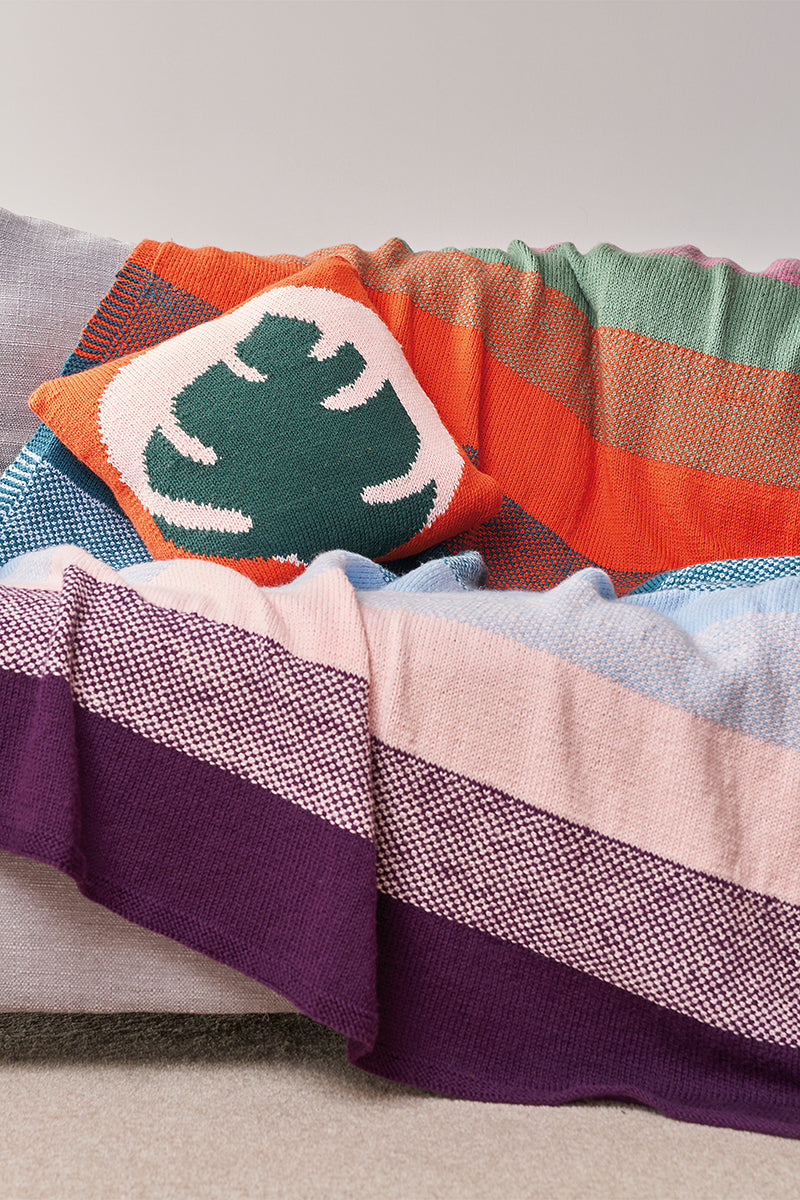 Rowan Daydreamer Collection Patterns - Hibernate Throw - PDF Download - Extra Image