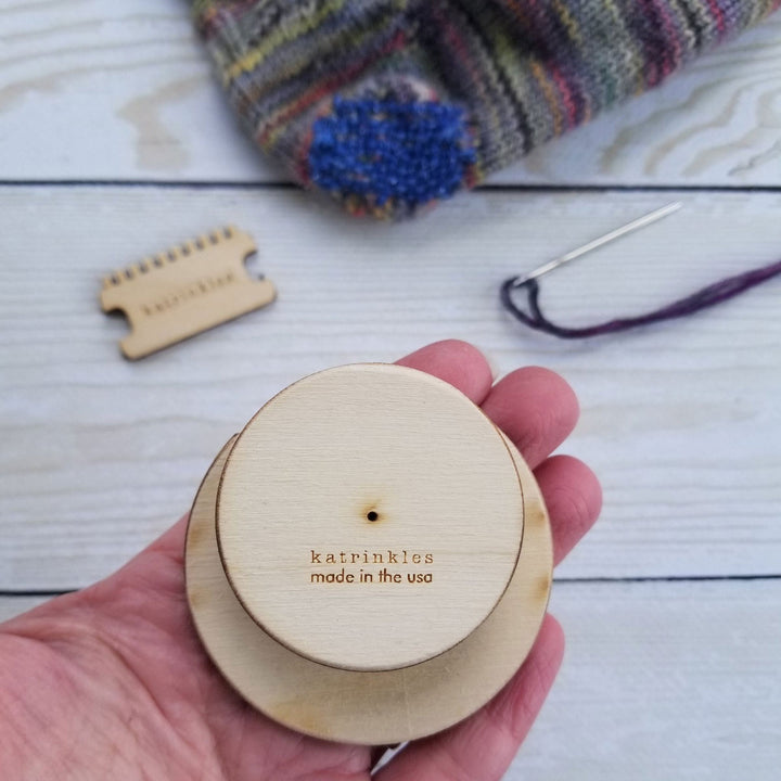Katrinkles Darning and Mending - Bigger Darning Loom - Extra Image