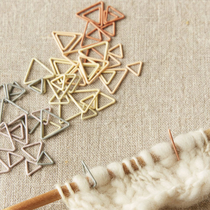 Cocoknits Maker's Keep Accessories - Triangle Stitch Markers- Earth Tones - Extra Image