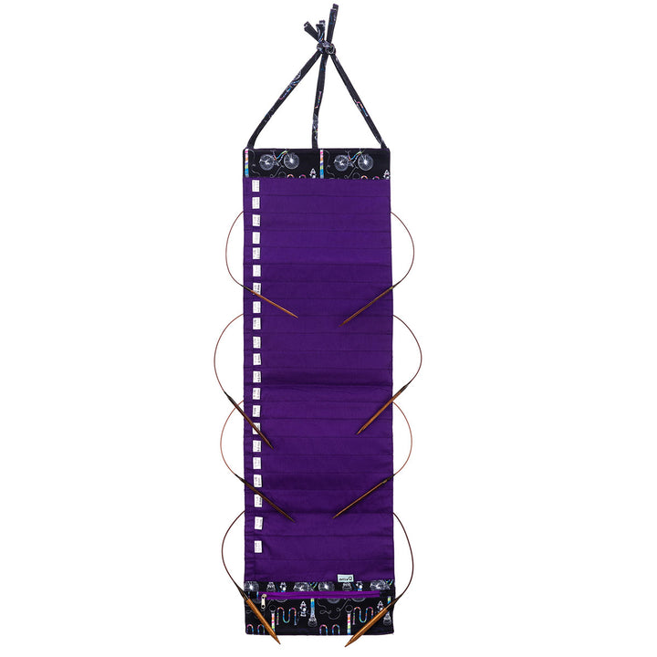 della Q Hanging Circular Needle Organizer - 142-1 - Fabric Print Collection - Yarn Bombing - Extra Image