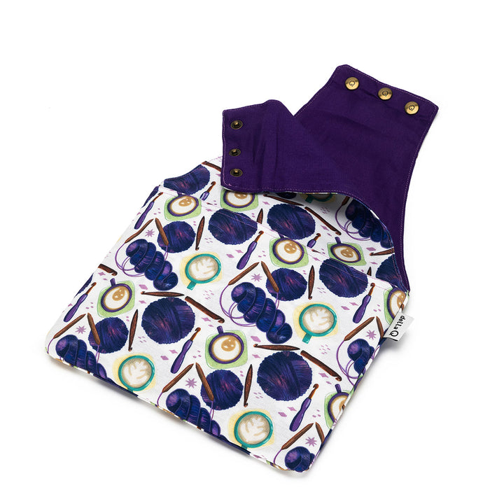 della Q Nora Wrist Bag - 1300-1 - Fabric Print Collection - Yarn Bombing - Extra Image
