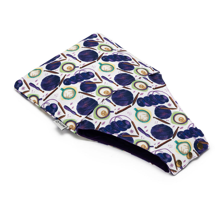 della Q Nora Wrist Bag - 1300-1 - Fabric Print Collection - Yarn Bombing - Extra Image