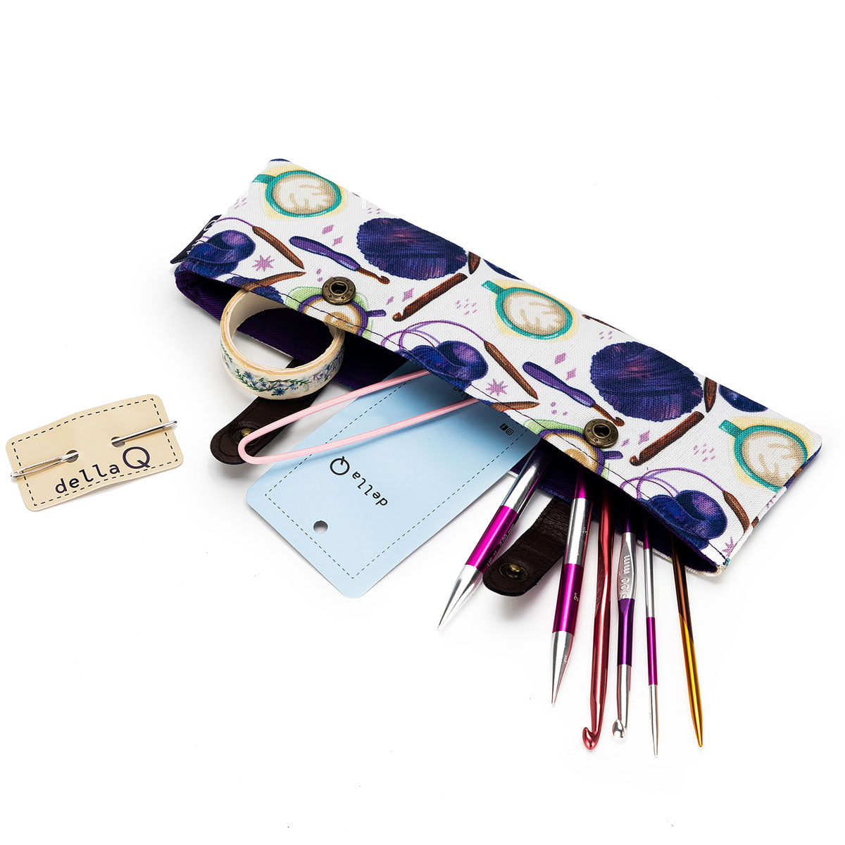 della Q Sock Needle Keeper - 1201-1 - Fabric Print Collection - Yarn Bombing - Extra Image