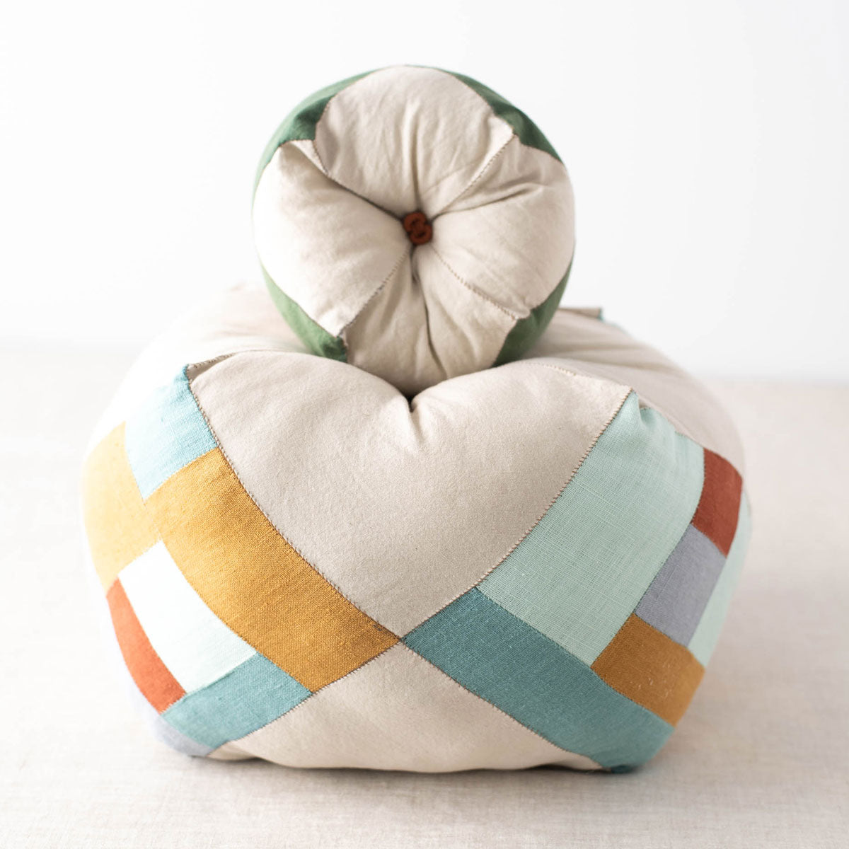 Madder Making - No. 13/ Outside - Extra Image