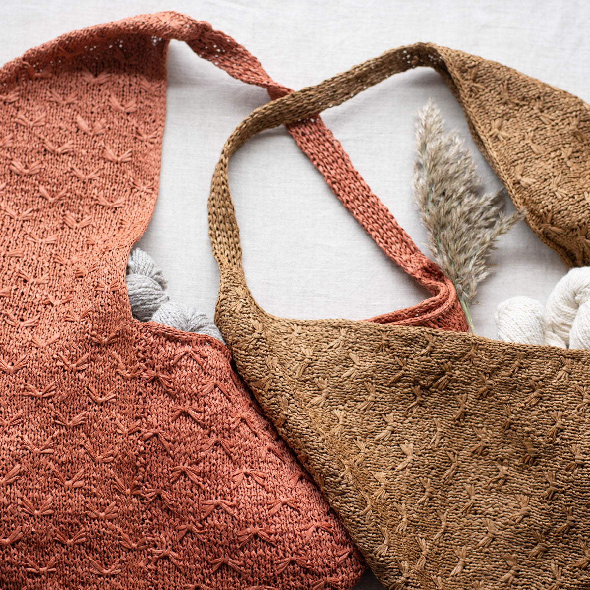 Madder Making - No. 13/ Outside - Extra Image