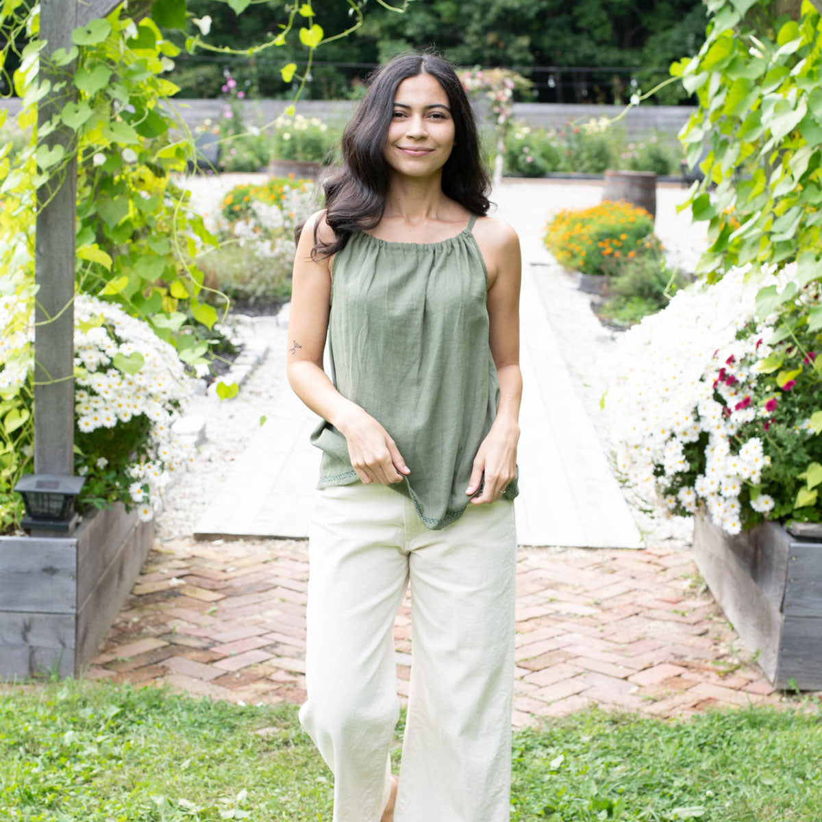 Madder Making - No. 13/ Outside - Extra Image