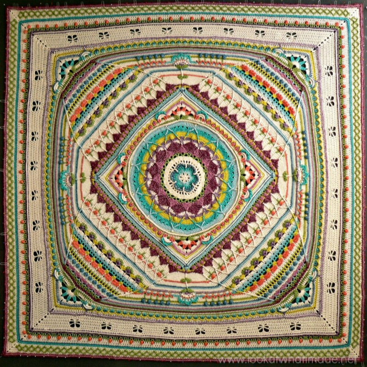 Scheepjes Sophie's Universe Blanket Kit - Extra Image