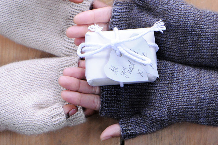 The Fibre Co. Patterns - Cable Wristwarmers - Road to China Light - PDF Download - Extra Image