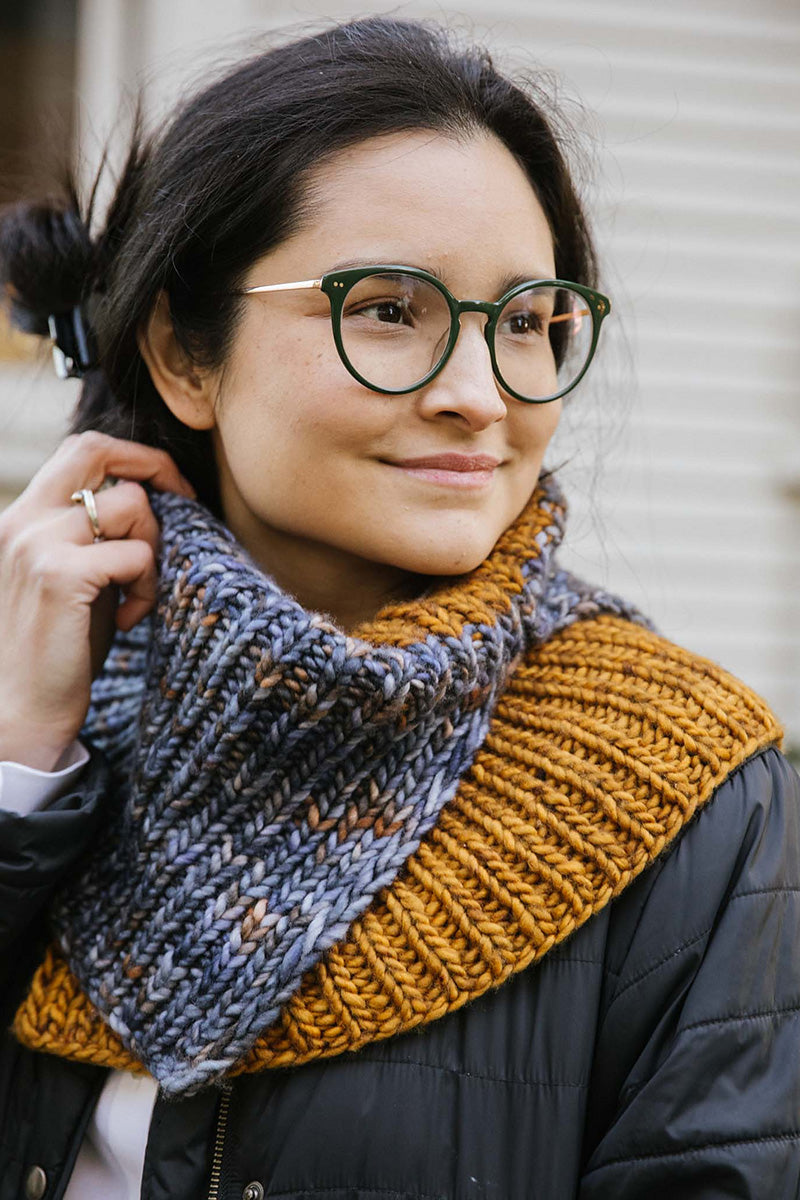 Churchmouse Classics Patterns - Double Split Color-Blocked Cowl - PDF Download - Extra Image