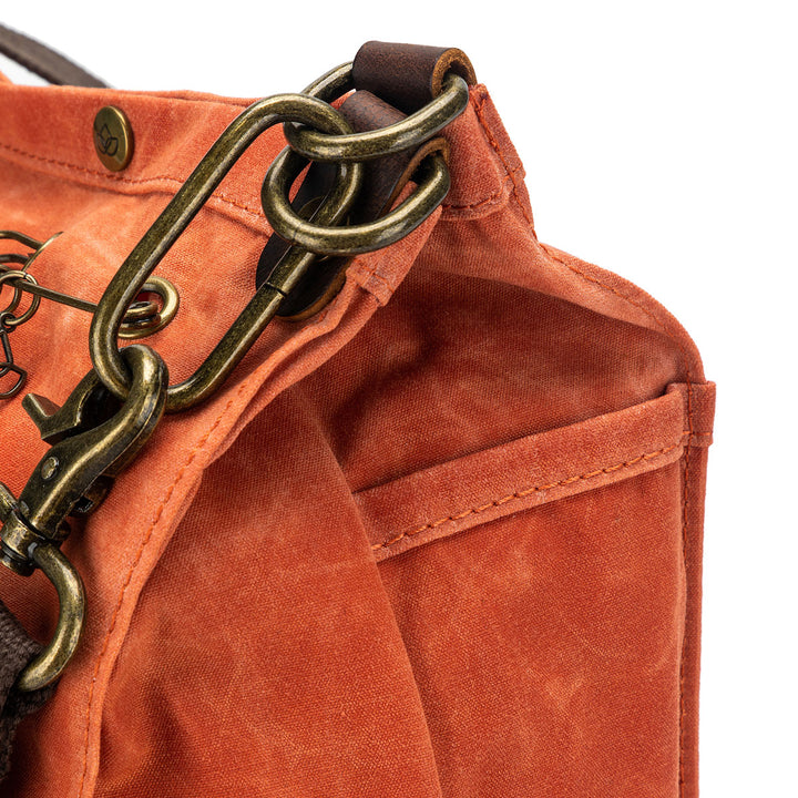 della Q Maker's Canvas Rucksack - Orange - Extra Image
