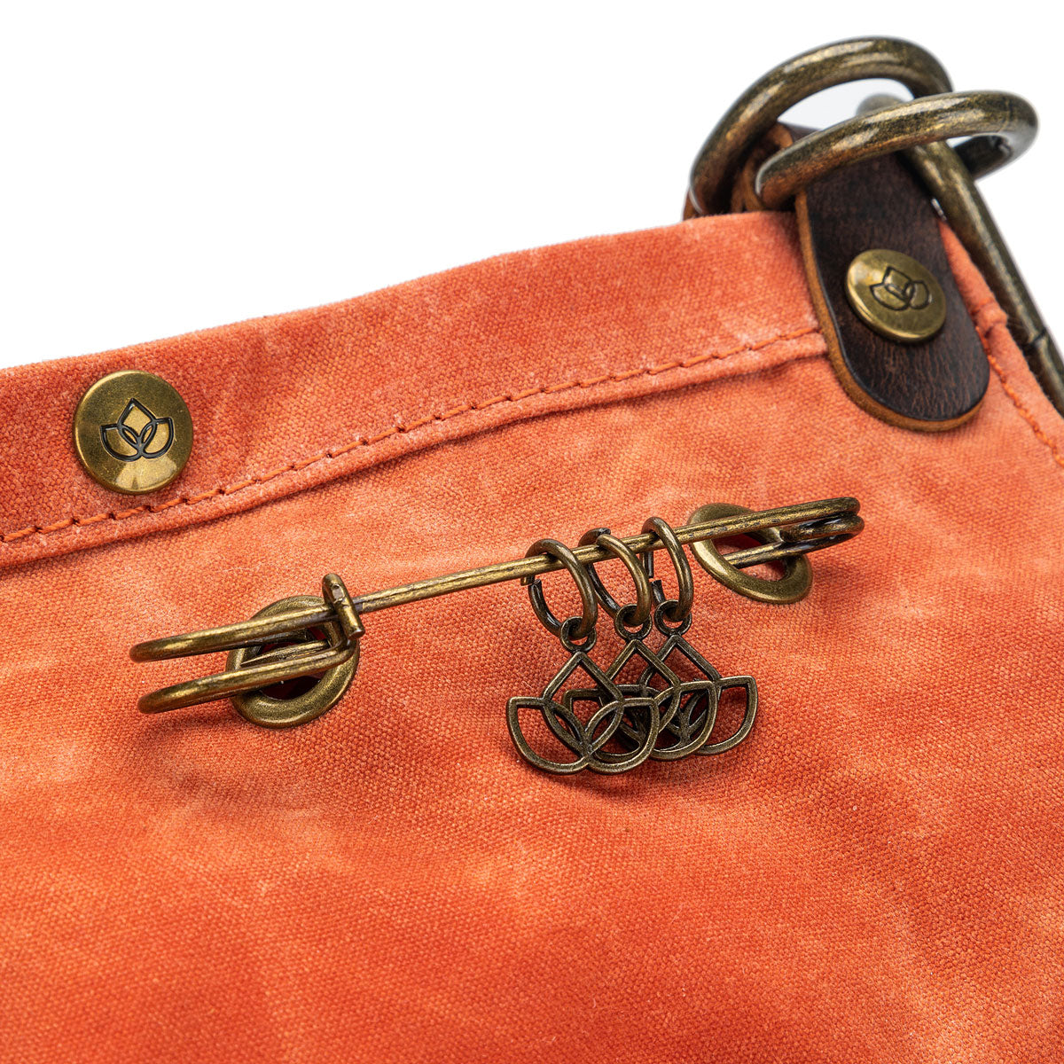 della Q Maker's Canvas Rucksack - Orange - Extra Image