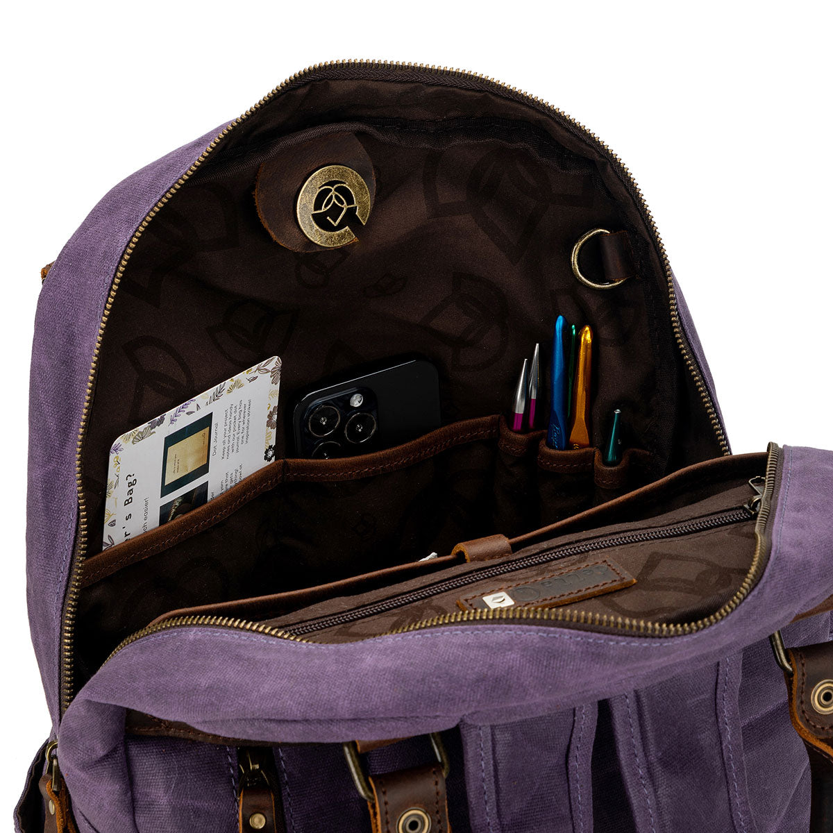 della Q Maker's Canvas Backpack - Purple - Extra Image