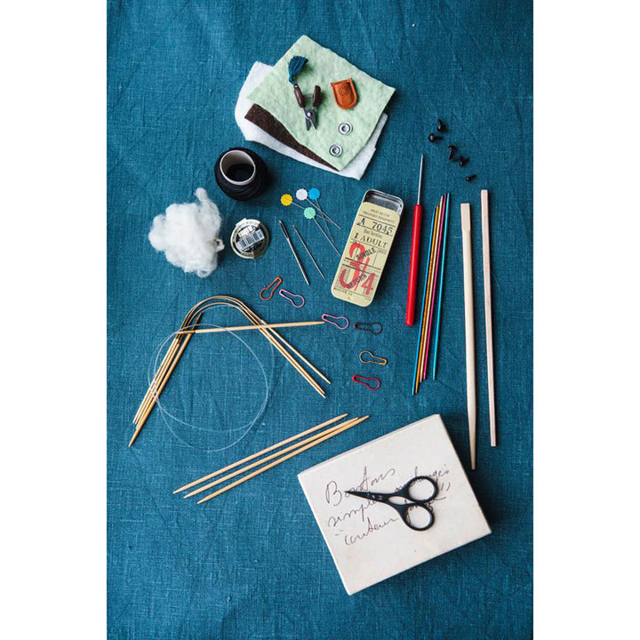 Laine Magazine Mouche & Friends: Seamless Toys to Knit and Love - Mouche & Friends: Seamless Toys to Knit - Extra Image