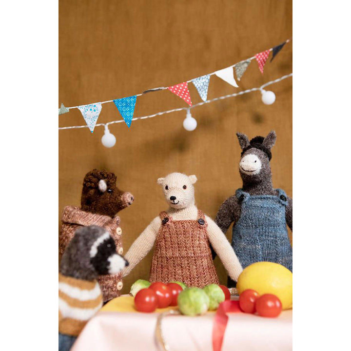 Laine Magazine Mouche & Friends: Seamless Toys to Knit and Love - Mouche & Friends: Seamless Toys to Knit - Extra Image