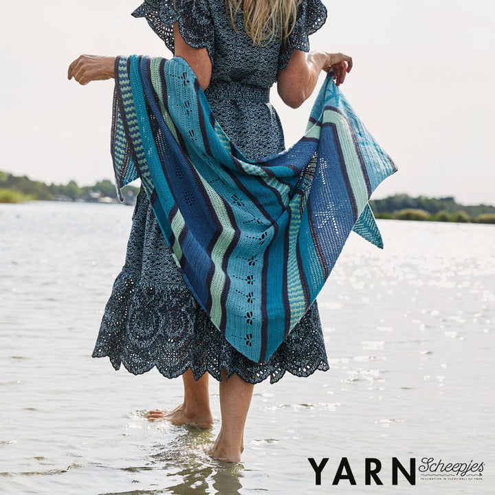 Scheepjes YARN Bookazine - Number 15 - Metamorphosis - Extra Image
