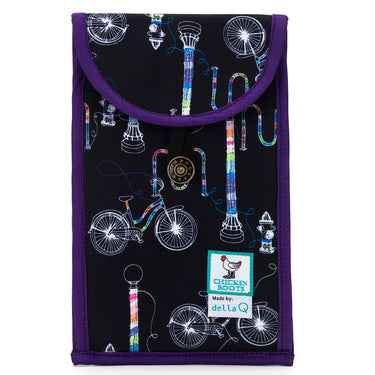 della Q Chicken Boots Accordion Circular Needle Pouch - Yarn Bombing - Zoom Image