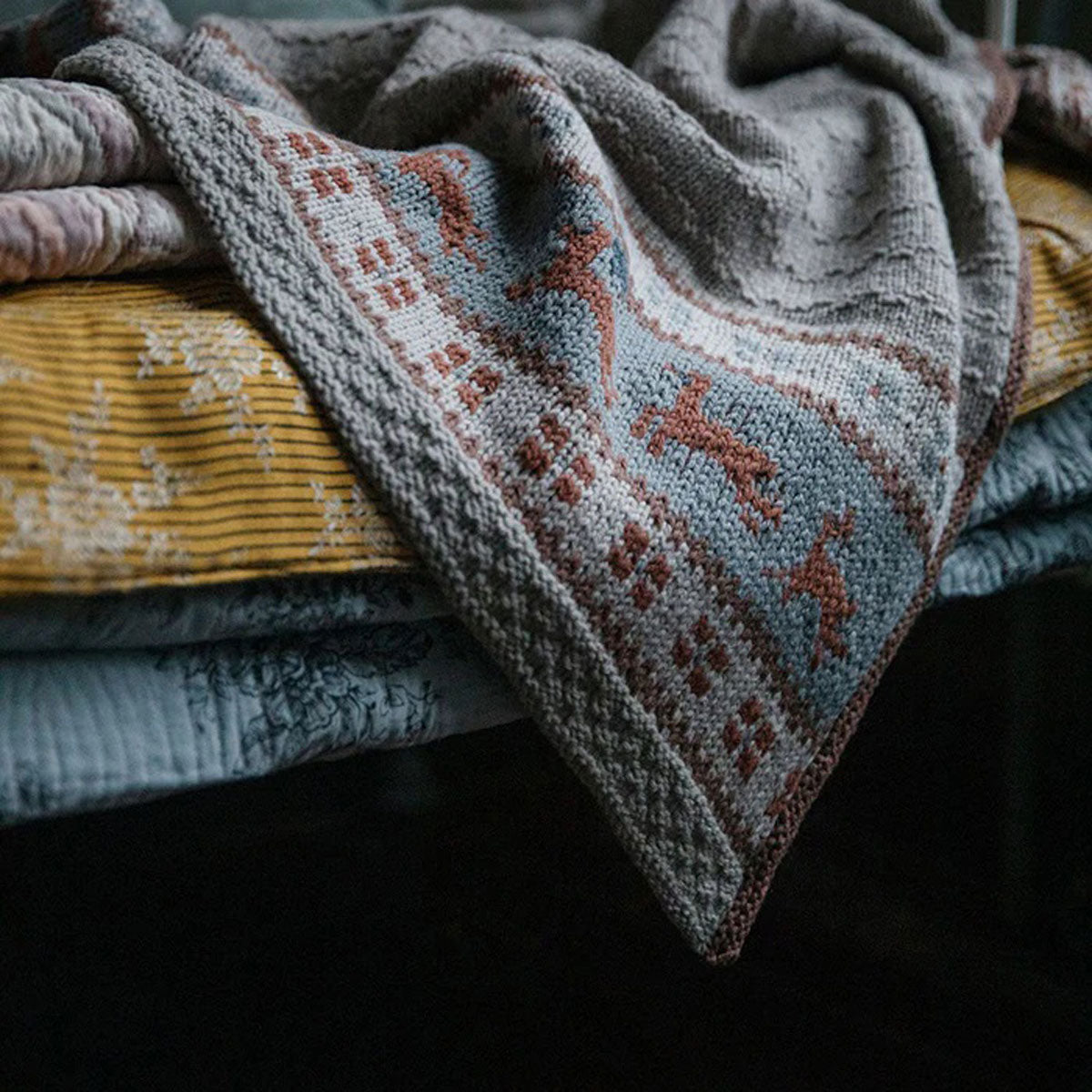 Laine Magazine Claudia Quintanilla Books - Making Memories: Timeless Children's Knits - Extra Image