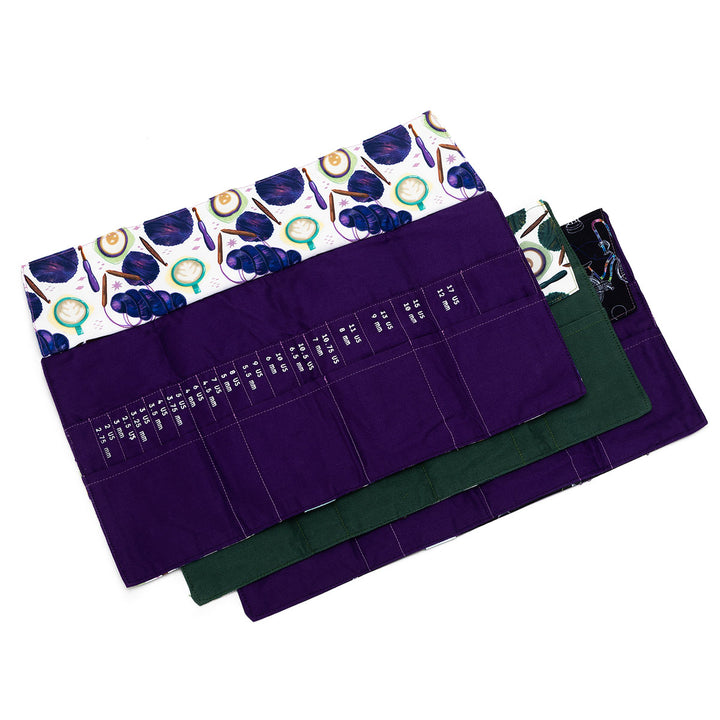 della Q Interchangeable Needle Case - 185-1 - Fabric Print Collection - Coffee and Yarn Purple - Extra Image