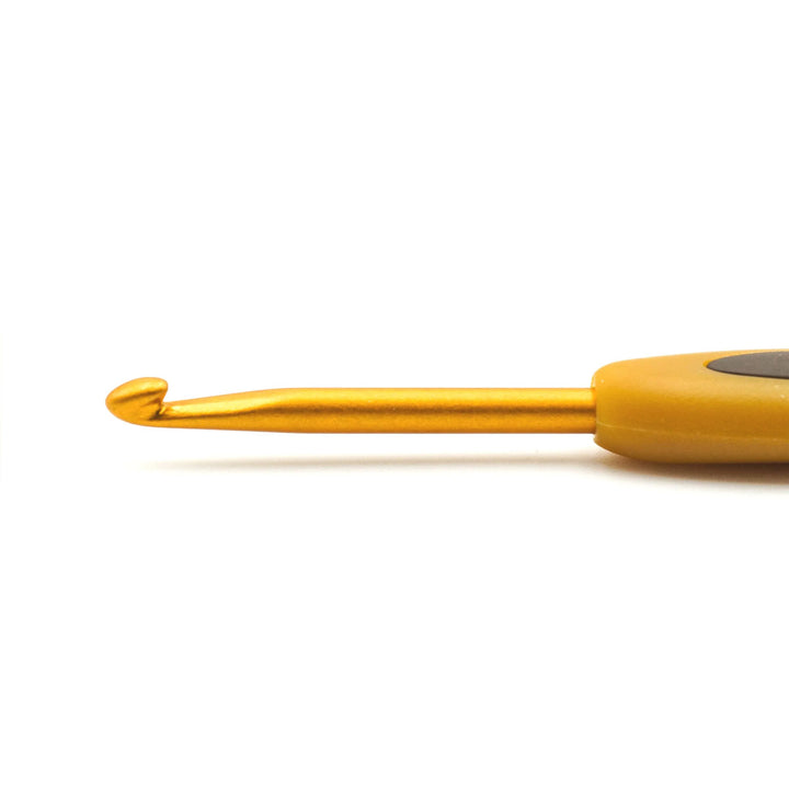 Clover Soft Touch Crochet Hooks - Aluminum Needles - Size E (3.5mm) - Extra Image