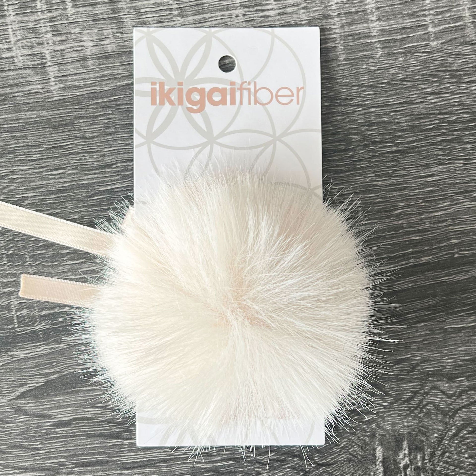 Ikigai Fiber Faux Luxe Pom Poms - Med Lux Cream - Zoom Image