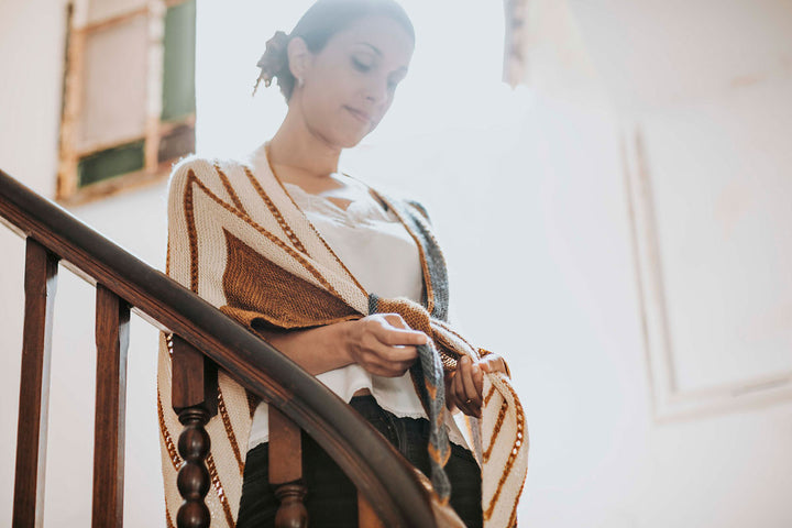 Madelinetosh The Frank Shawl Kit - Extra Image