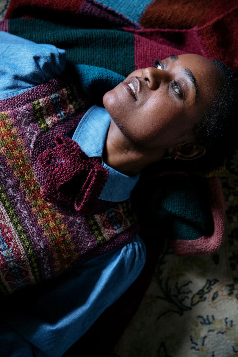 Laine Magazine Susan Crawford Books - Echoes: 24 Modern Knits Inspired by Iconic Women - Extra Image