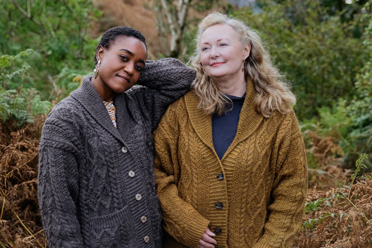 Laine Magazine Susan Crawford Books - Echoes: 24 Modern Knits Inspired by Iconic Women - Extra Image