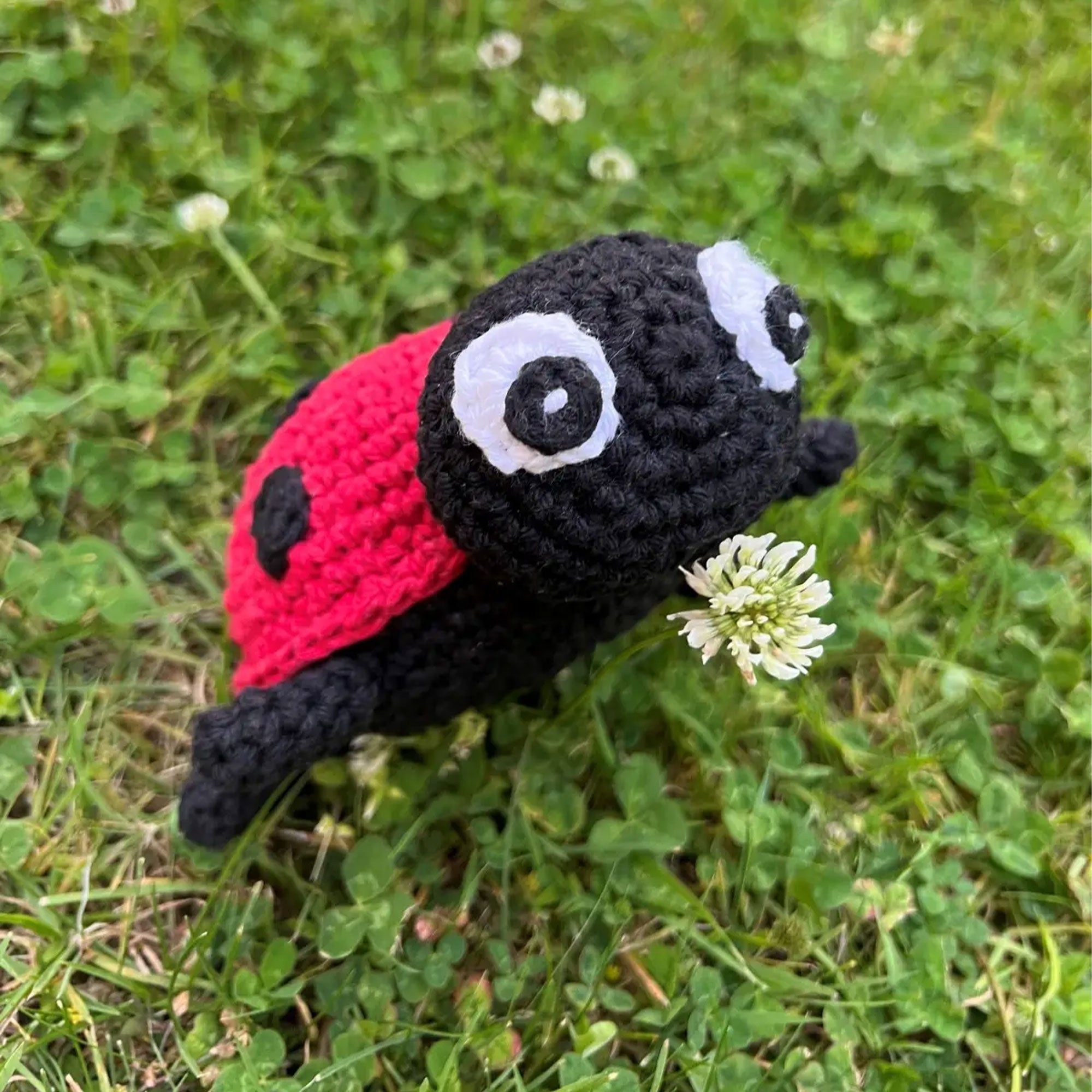 Hoooked Plush Crochet Toys - Ladybird Daisy - Zoom Image