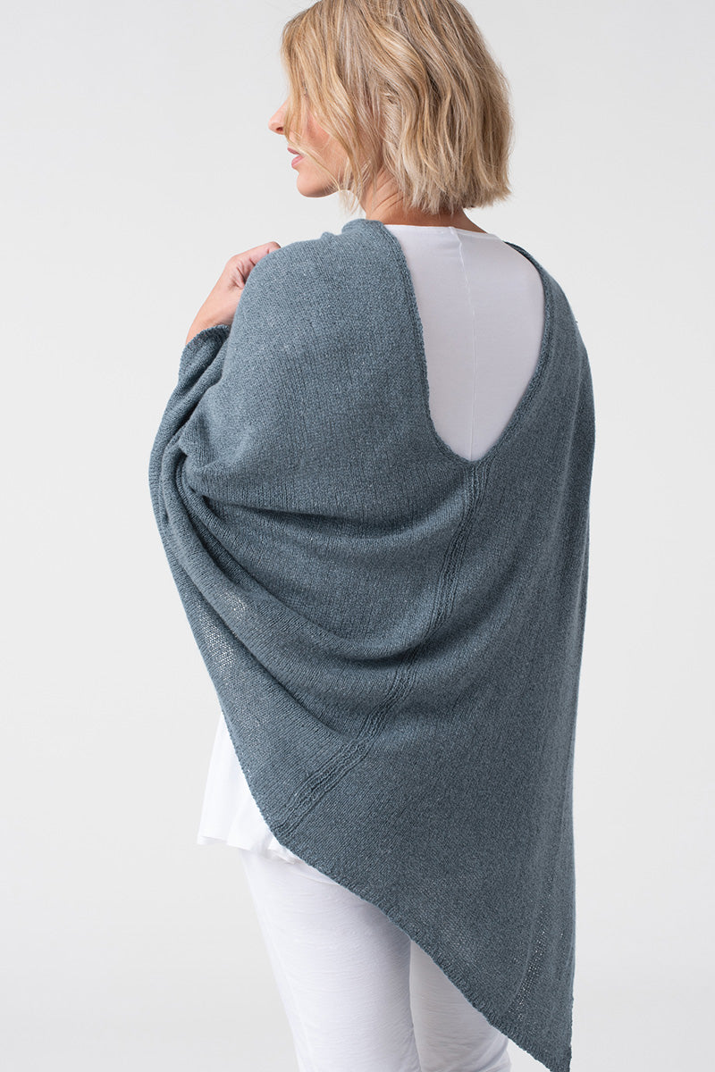 Madelinetosh Tosh Patterns - Lyon Poncho - PDF Download - Extra Image