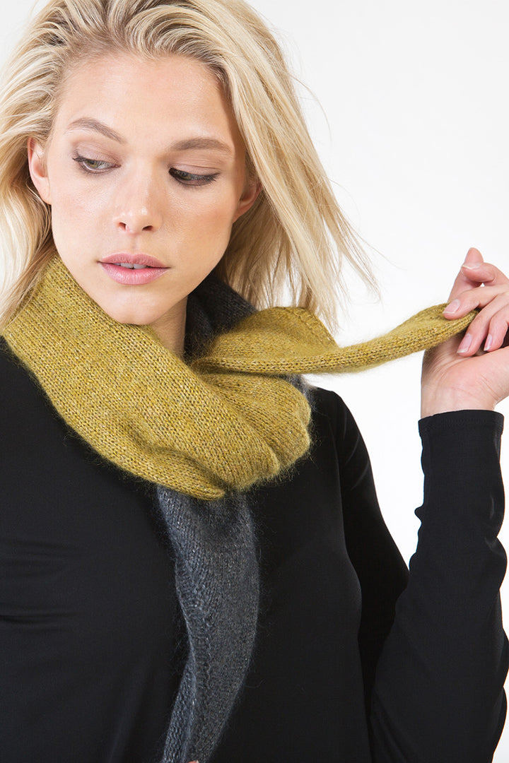 Madelinetosh Tosh Patterns - Athos Cowl - PDF Download - Extra Image