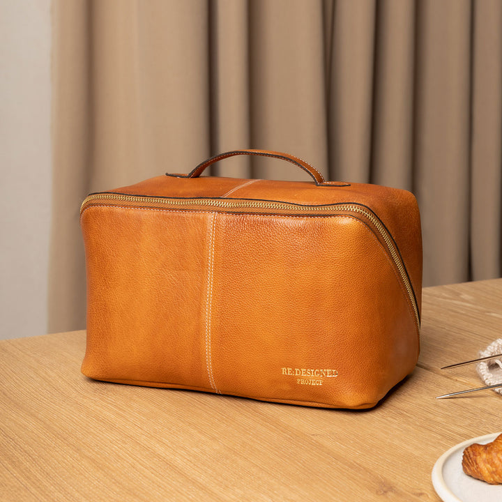 Re:Designed Project 10 - Walnut/Gold - Extra Image
