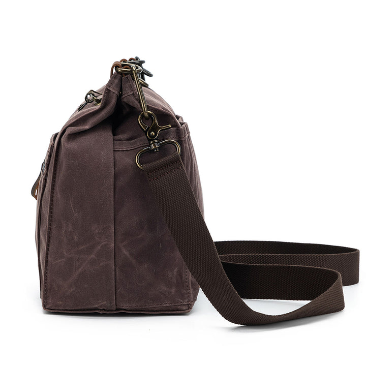 della Q Maker's Canvas Rucksack - Cocoa - Extra Image