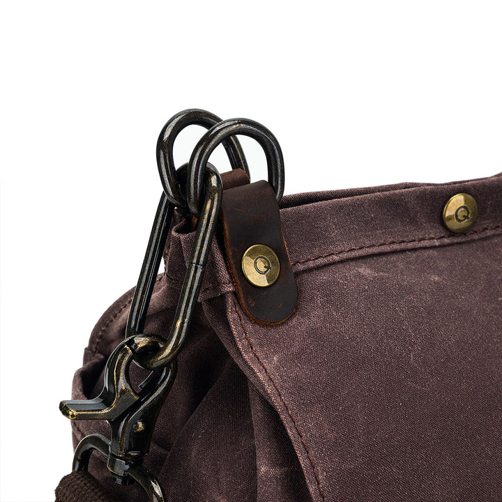 della Q Maker's Canvas Rucksack - Cocoa - Extra Image