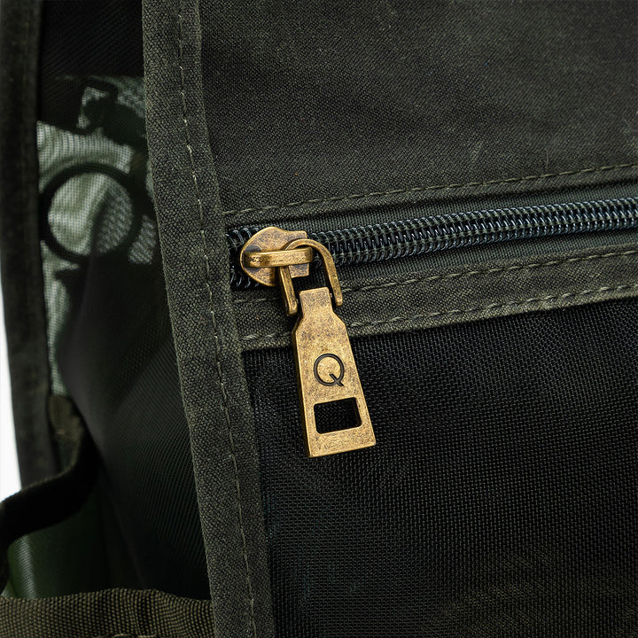 della Q Maker's Tall Mesh Tote - Olive - Extra Image