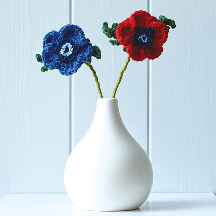 Emma Varnam Books - Crocheted Flowers - Extra Image