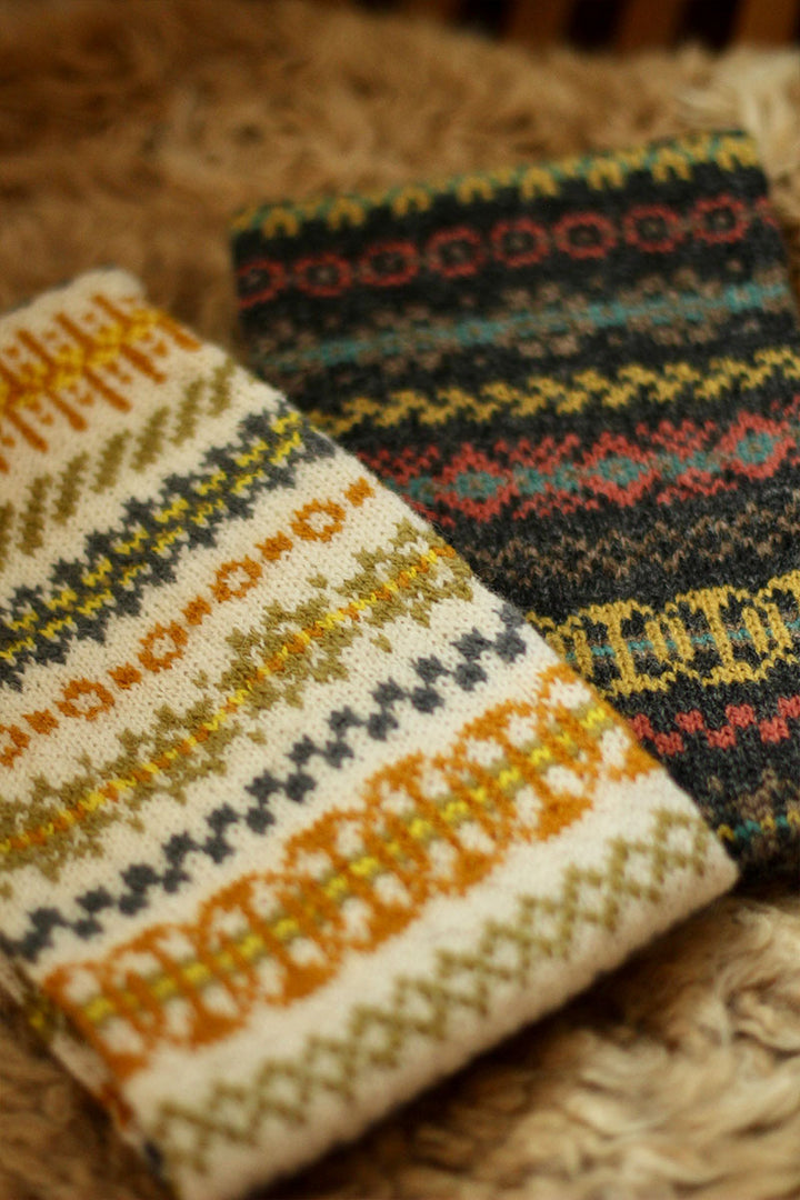 Jamieson's of Shetland Haslock Cowl Kits - Palette A - Extra Image