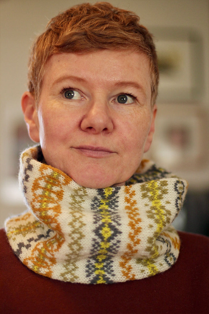 Jamieson's of Shetland Haslock Cowl Kits - Palette A - Extra Image
