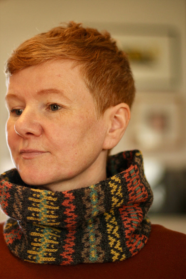 Jamieson's of Shetland Haslock Cowl Kits - Palette B - Extra Image