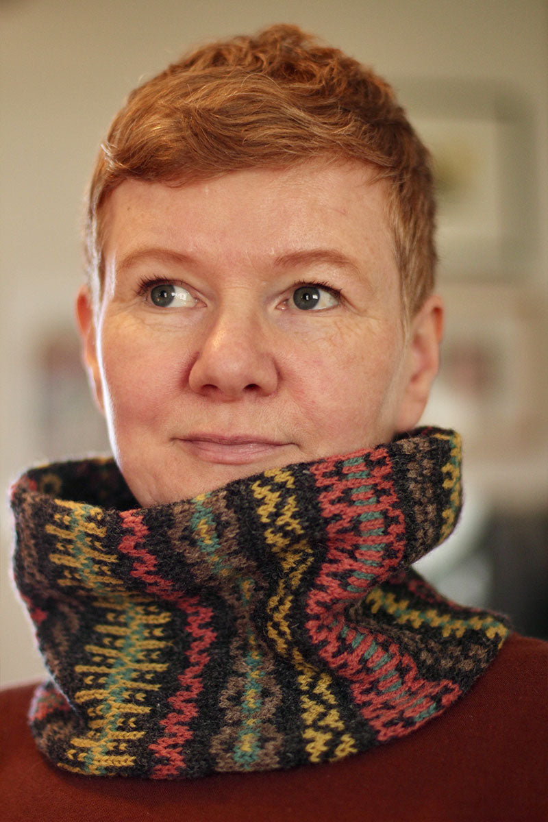 Jamieson's of Shetland Haslock Cowl Kits - Palette B - Extra Image