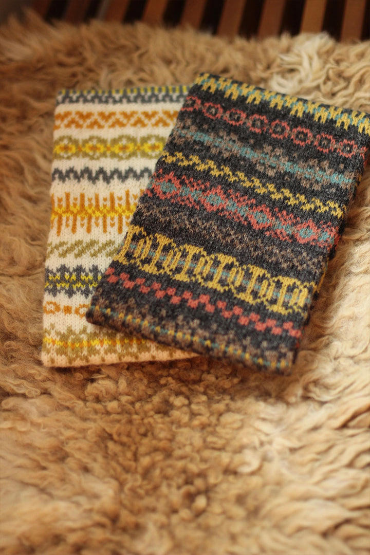 Jamieson's of Shetland Haslock Cowl Kits - Palette B - Extra Image