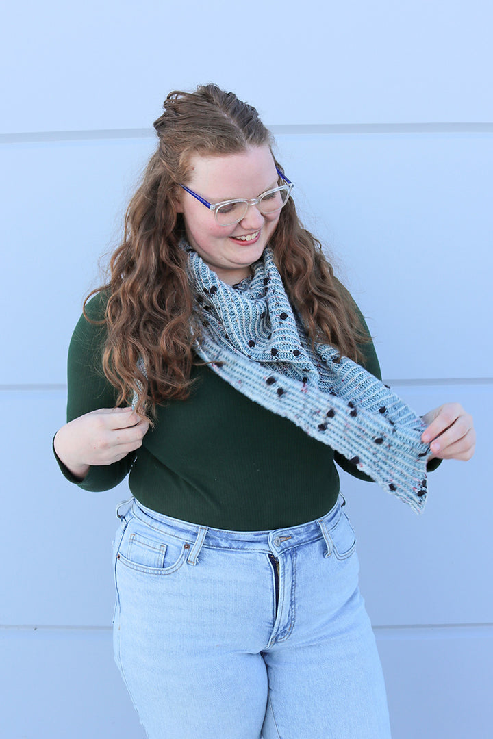 Madelinetosh x Barker Wool Audacious Shawl Kit - Extra Image