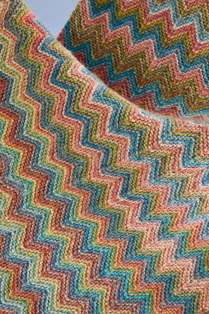 Sirdar Jewelspun Patterns - 10707 Jewelspun Chunky Ripples - PDF Download - Extra Image