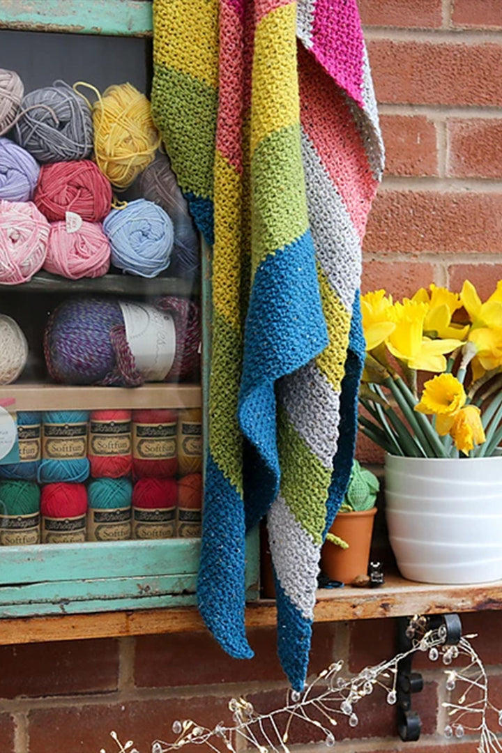 Scheepjes Diversion Scarf Kit - Extra Image
