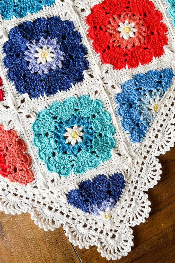 Scheepjes Hearts In Bloom Blanket Kit - Extra Image