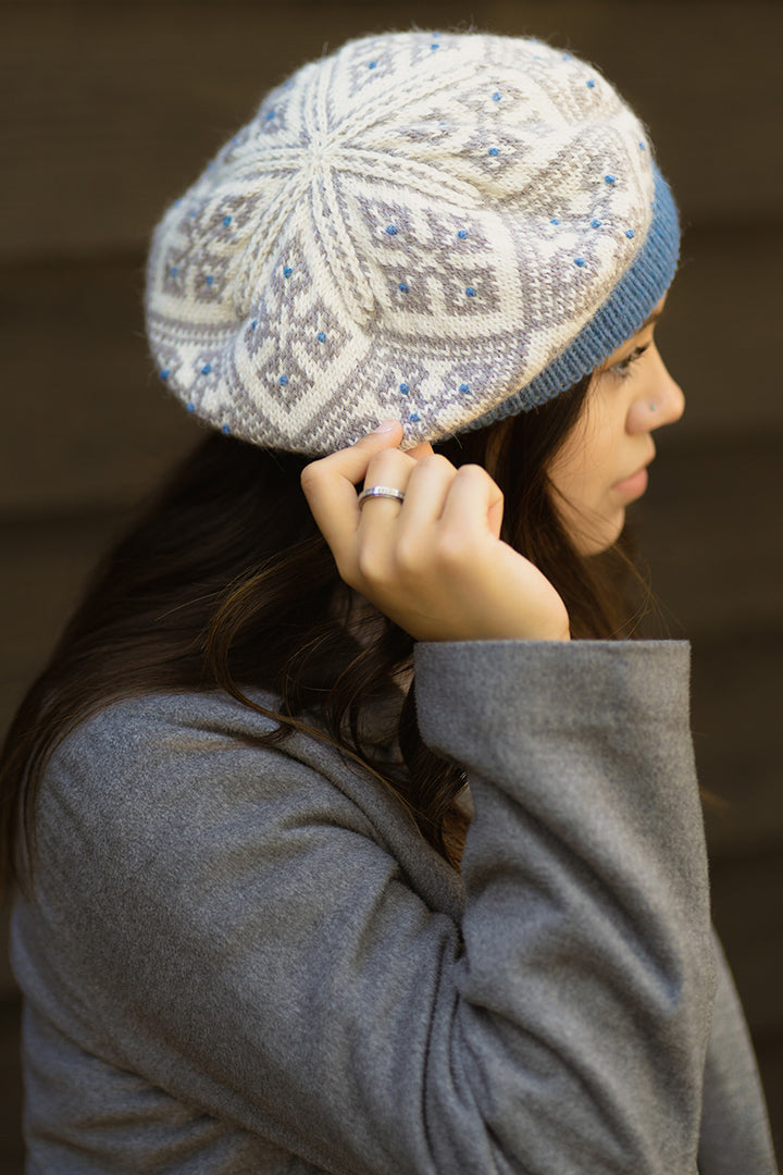 Yarn Citizen Windowcross Beret Kit - Extra Image
