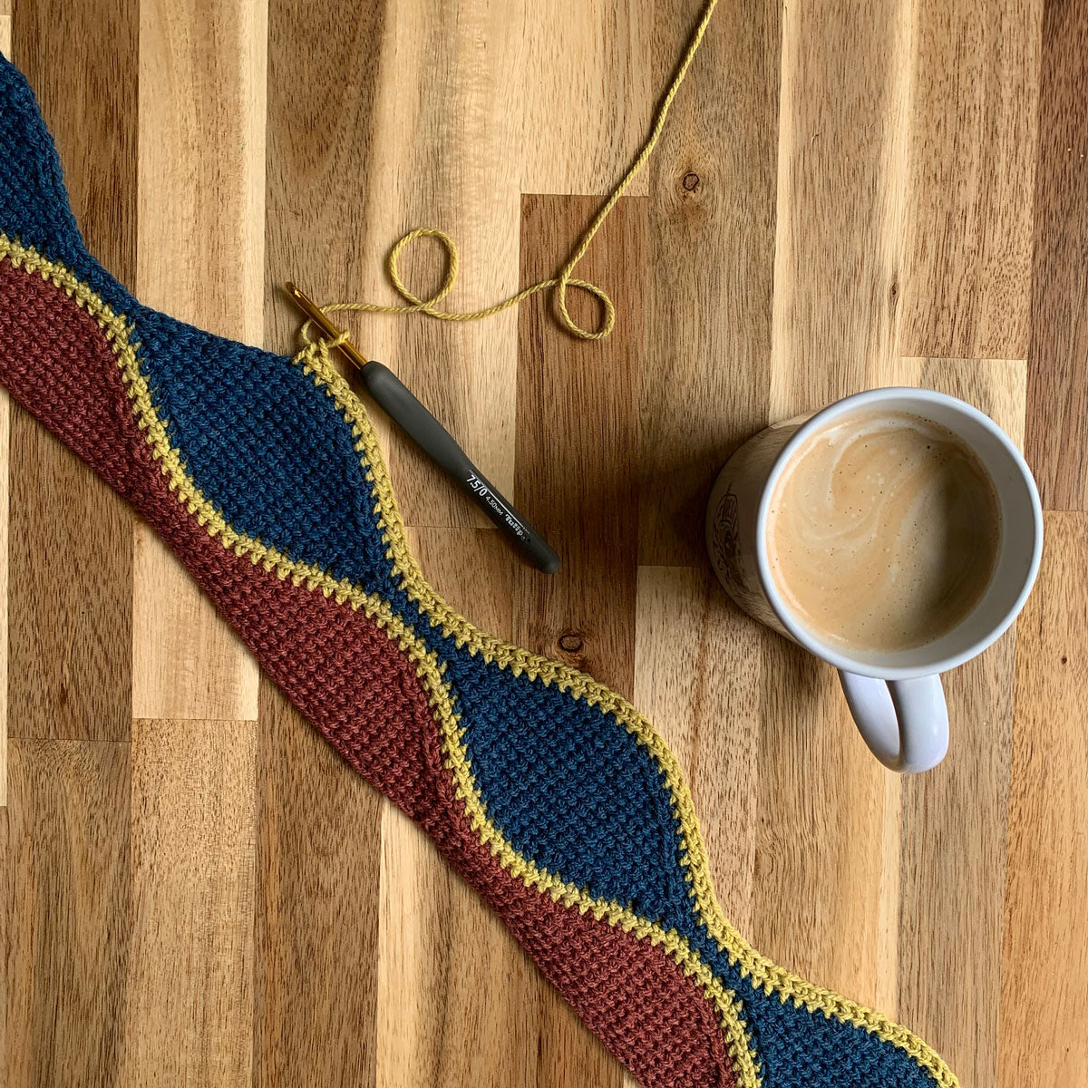 Scheepjes The "River Deep, Mountain High" Wrap Kit - Extra Image