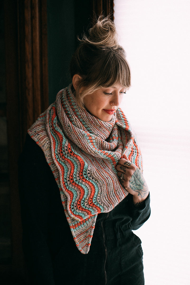 Yarn Citizen Melt Shawl Kit - Extra Image