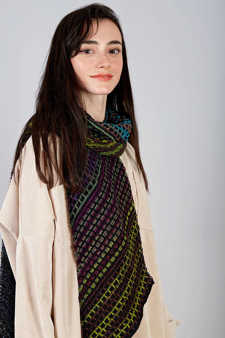Gusto Wool Prismarine Scarf Kit - Extra Image