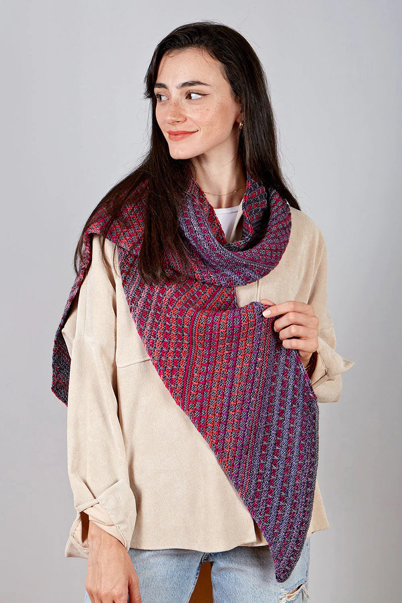 Gusto Wool Prismarine Scarf Kit - Extra Image