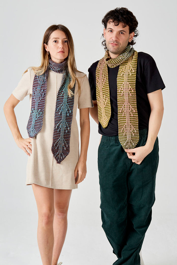 Urth Yarns Ulukayn Scarf Kit - Extra Image
